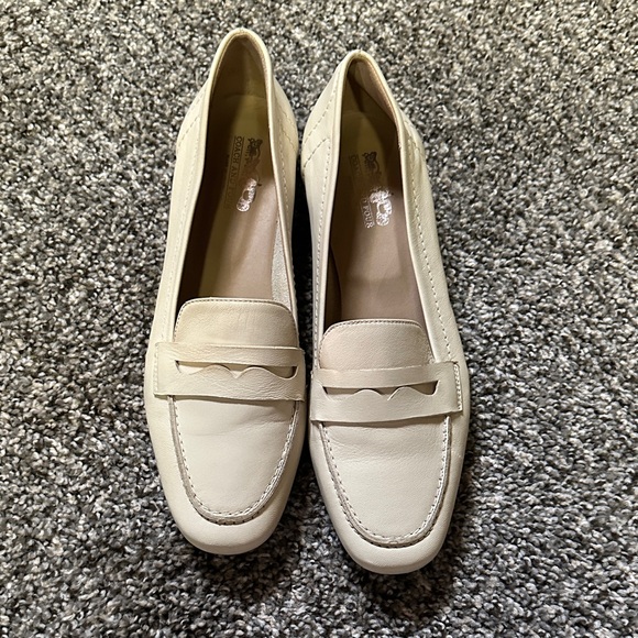 Coach and Four Shoes - Coach Elegant Cream Loafers